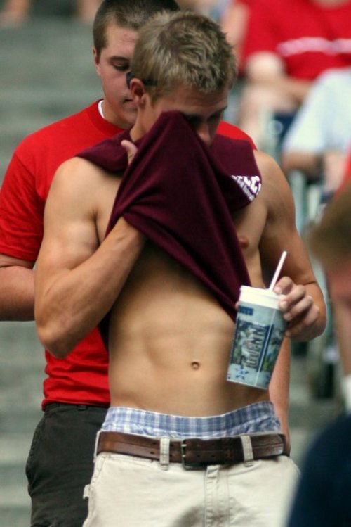brosgivemeboners: your bro doesn’t know why but he loves when you stare at his nipples and pit
