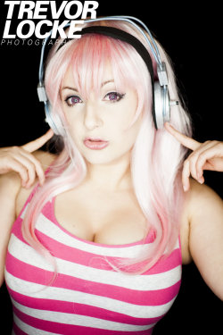 hotcosplaychicks:  Super Sonico being kawaii