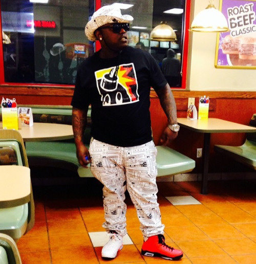 strawberitashawty:  ayebruhweoutchea:  yungkawaiiinigga:  niggasandcomputers:  emiliogorgeous:  There isn’t any debate that Peewee Longway is perhaps one of the most overlooked fashion icons in recent history.  Style Icon  Finesse Father  Not finesse