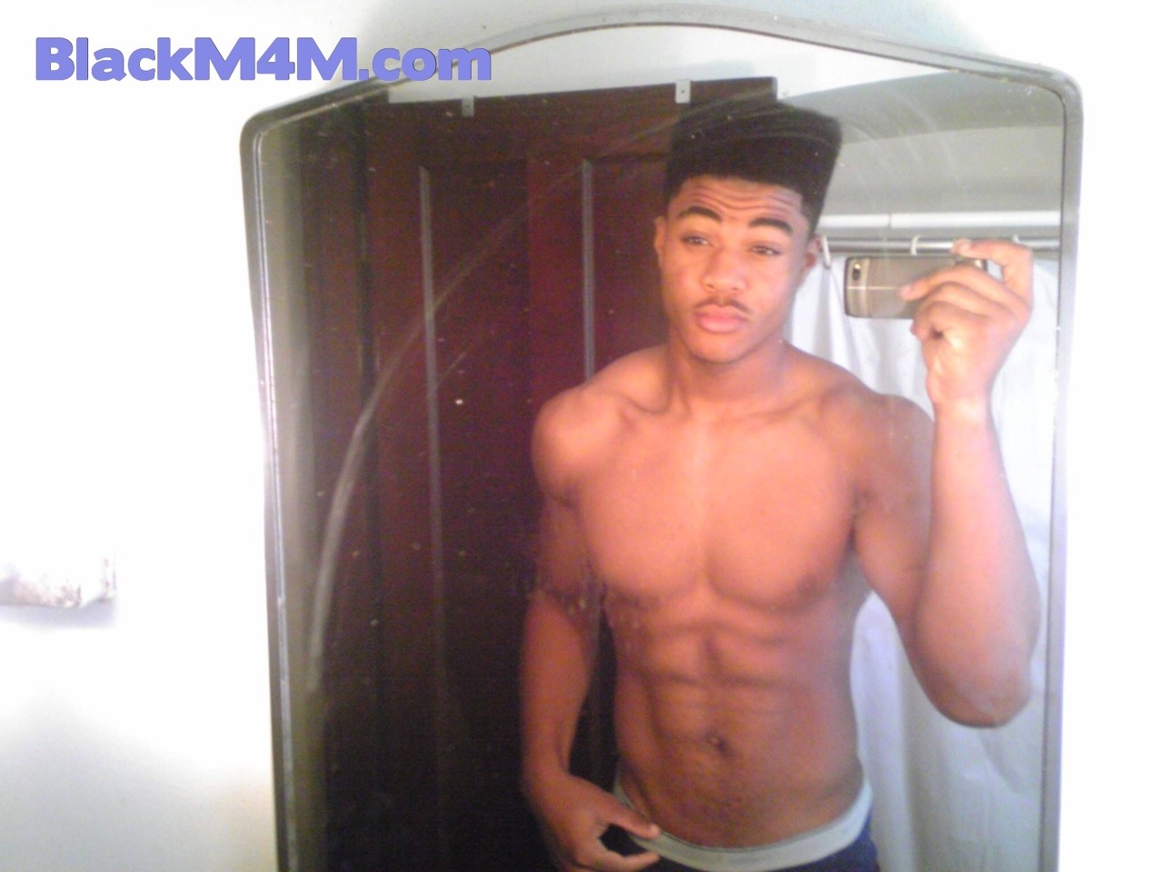 black-dicks-r-us:  www.BlackM4M.com  FIND BLACK GAY SEX  Over 500,000 Black Gay Profiles