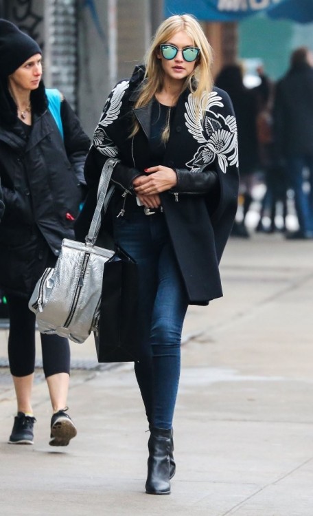 runwayandbeauty: Gigi Hadid out doing some shopping on a frigid day in New York on February 8, 2015.