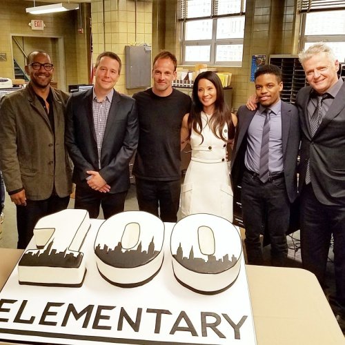 elementarystan:@parkdave  Congratulations to Rob, Carl, Jonny, Lucy, Aidan and Jon on 100 Episodes o