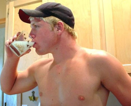 aysskin:  CORNFED BLOND 