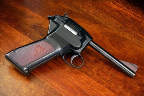 gun-gallery:  Dardick Model 1500 - .38 Tround