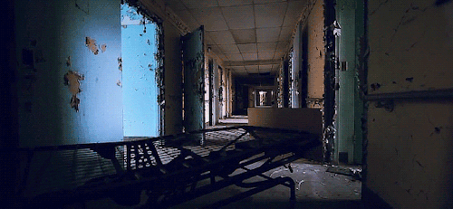 abandonedography:  This is what I eventually want to do with Abandonedography. Check out the youtube here.(x)