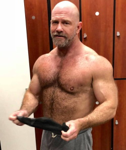 hotdadsbigcocks:  Steam or sauna suck?