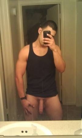 dallasltn35:  ltnguynla:  Hot  This dude is sexie