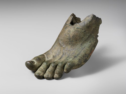 king-of-uruk:Bronze left foot with traces of sandal straps. 1st or 2nd century A.D, Roman.