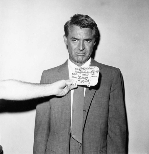 Cary Grant’s “hair mussed and drunk” look for NORTH BY NORTHWEST (1959).