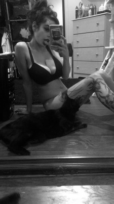 alwayssad666: sad girl with her cat