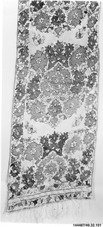 Fragment of a Hanging, Islamic ArtAnonymous Gift, 1949 Metropolitan Museum of Art, New York, NYMediu