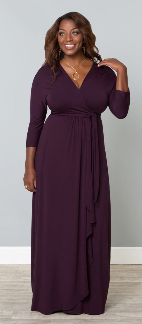 plussizeebony:  Nakeesha Witherspoon in Kiyonna’s Rumor Ruched Dress, Essential