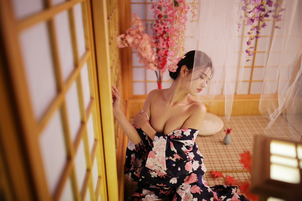 hello-happylim-blog: 想看更多私拍美女图片，请您加入VIP专区 * happylim3plus