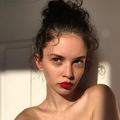 iconslutt:    @versacw or like; it’s your choice.   