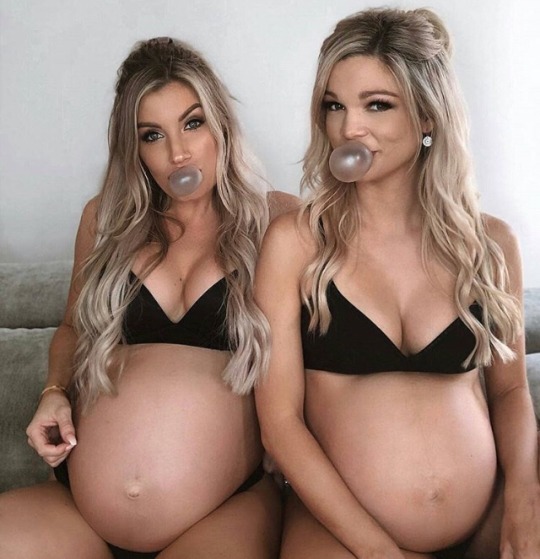 zviavner:  🤰🏻
