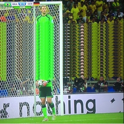 Neuer the German wall @illstudio.