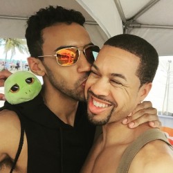 dominicanblackboy:  Gay Love featuring Steve