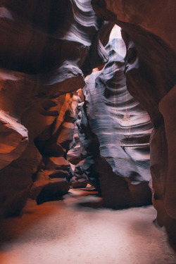 justinslens:  upper antelope canyonpage, azinstagram