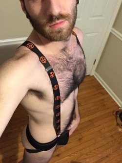 fappy-go-lucky:  Secret fetish: suspenders