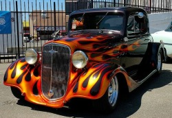 doyoulikevintage:  1934 Chevrolet 3 Window