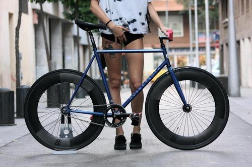 krustycl:  Fixie Girls