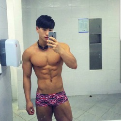 Hot & Sexy Asian Men