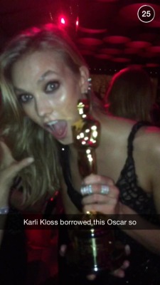 shakeitoft:  Karlie Kloss -VF Awards Party