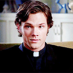 dickiebirdie37:   sam + costumes  