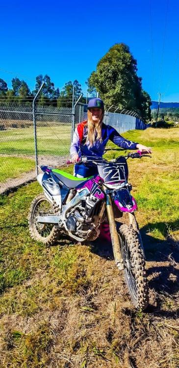 Get ready to braaap some trails this weekend with the beautiful &amp; badass @dani_lee_21 Happy 