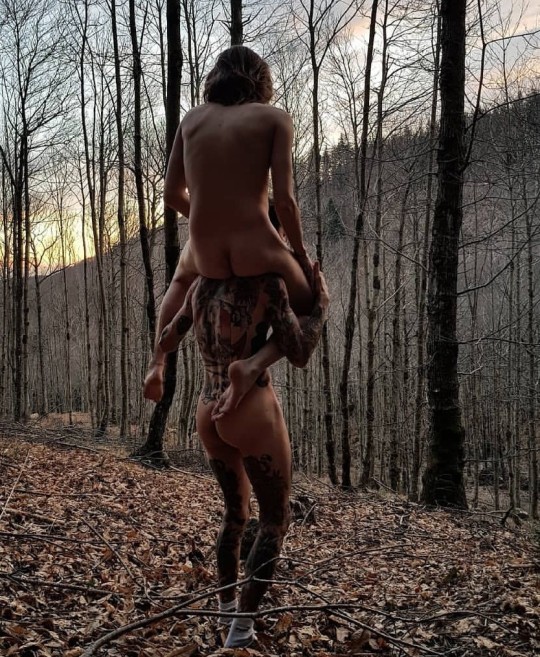 22ackermann:adangerouslust:MEET me IN the RAMBLES………..No.1