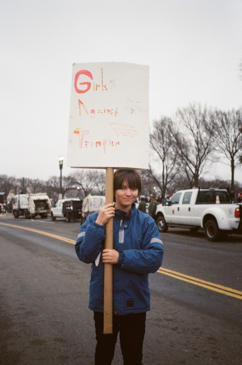 winterbra: Women’s March on WashingtonJanuary 21, 2017 Yashica t4