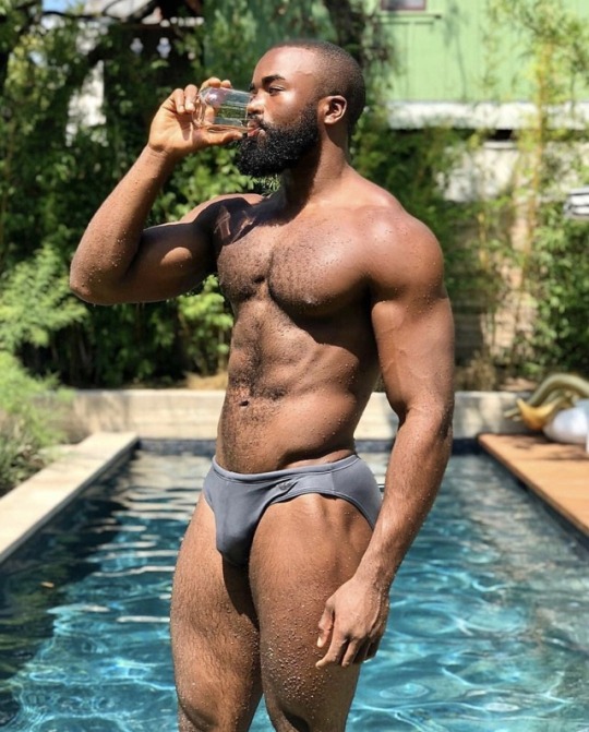 loinclothhoes:  