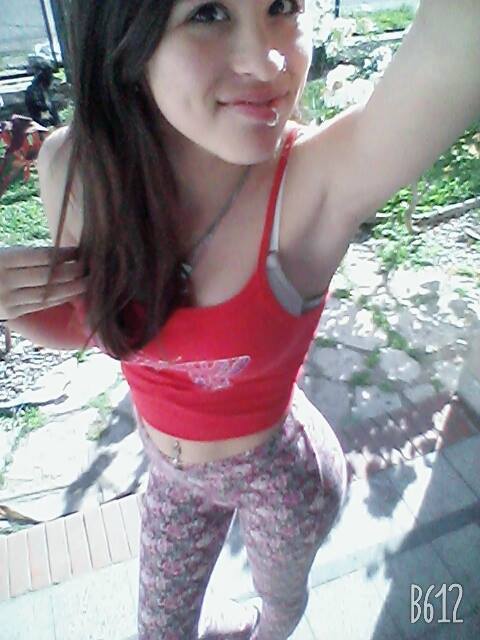 slutforthefamily: always love a bright sunny day