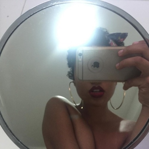 http://streetgrl.tumblr.com/post/161448855522