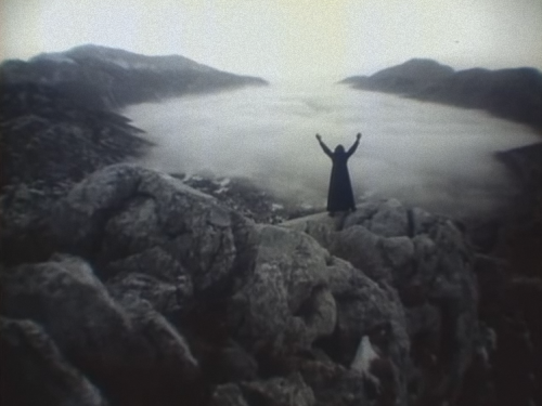 wike-wabbits:  Defying Everybody (Yuri Ilyenko, 1973) 