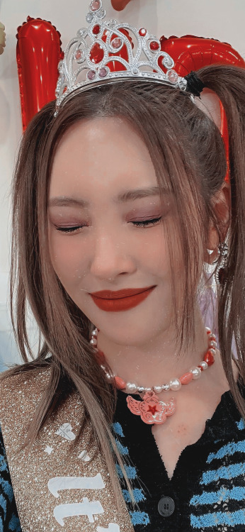 ꒰ ˀˀ ↷ sunmi ; simple ”♡ᵎ ꒱like/reblog | @awaregeidon’t repost our work or claim it as yours