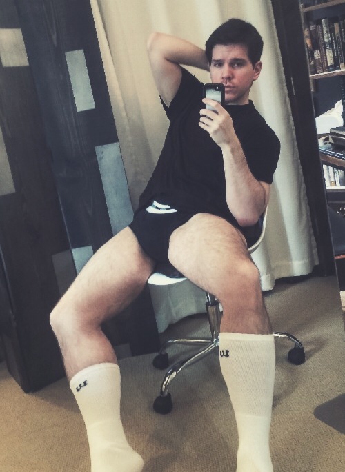 x1randevbprsiq29g4n:  Oh, yeah, this dude is infinitely marriageable.
