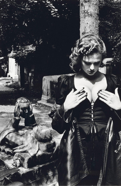 Tomb of Talma, Père Lachaise Cemetery , Paris, 1977 by  Helmut Newton