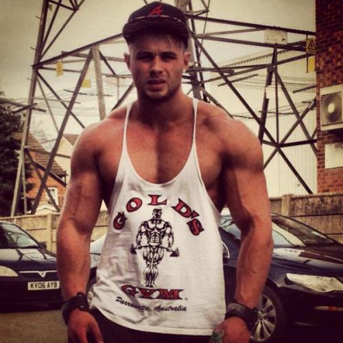 jivvii:  Matt Powell