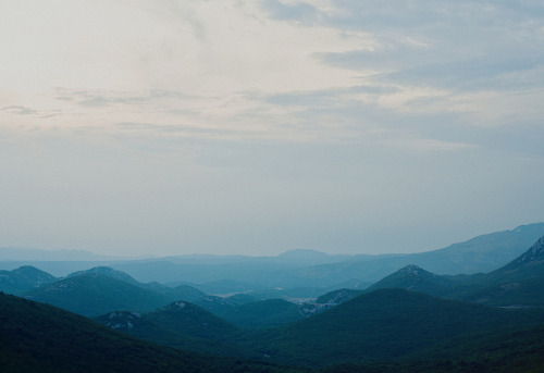 arcanja:  Gloomy goodbye by *December Sun on Flickr. 