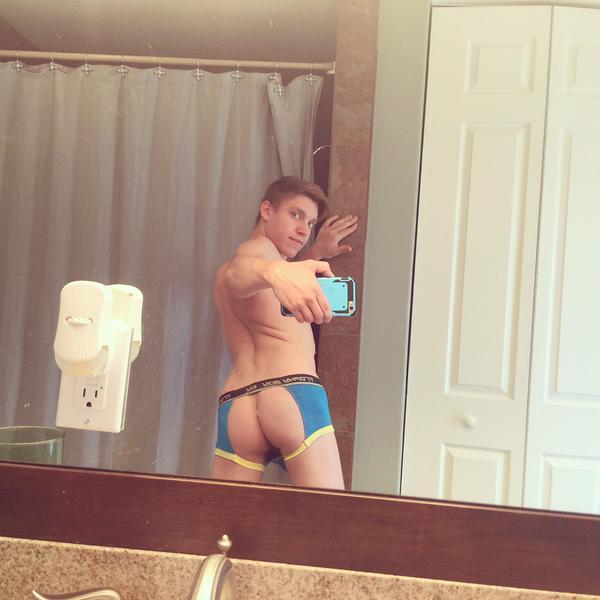 colungafrank:  Andrew Doncaster    twitter pics
