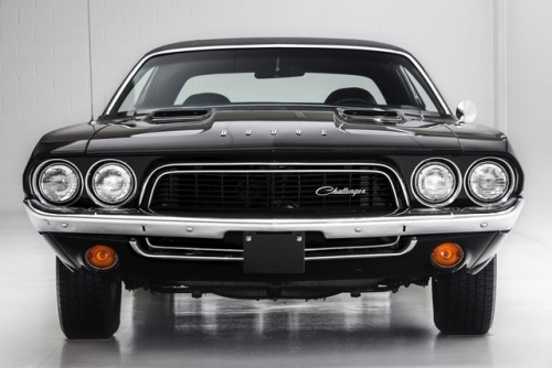 utwo:  1972-dodge-challenger© admcars