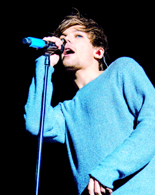 thetommmo:∞ an endless parade of louis tomlinson pictures