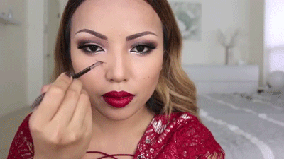 sun–flours:  sizvideos:   Watch the video of this Trippy Double Vision Makeup Look 