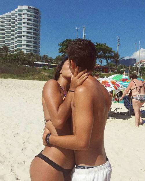 http://streetgrl.tumblr.com/post/157749448447