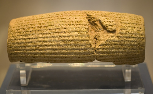 fyeah-history: The Cyrus CylinderThe Cyrus Cylinder (Persian: منشور کوروش‎) is an ancient clay c