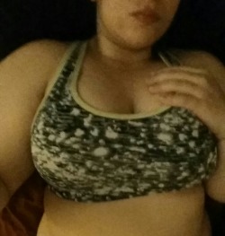 yourlocalfuckdoll:  I should be getting ready for work