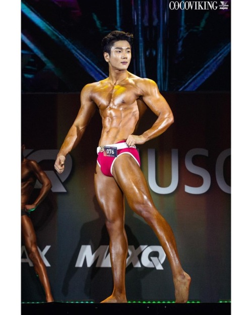 Chae Jung Min - cute &amp; ripped