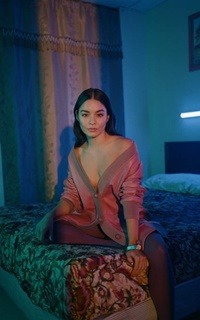 Vanessa Hudgens - 200x320Salve a imagem para usá-la