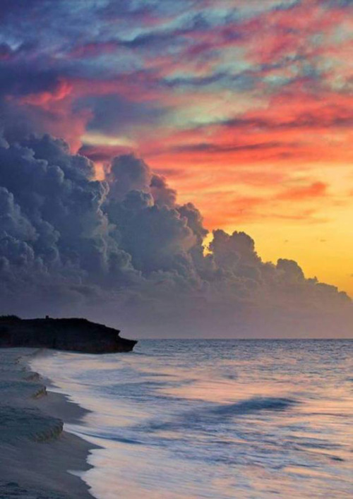 surfgirl66:psychedelic-surf-freaks:Good morning 🌞 
